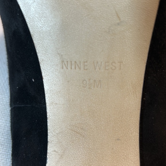 NINE WEST Black Suede Platform Peep toe Stiletto High Heel Pump Size 9.5 - Picture 10 of 11